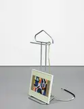 Verena Dengler, Herrendiener (Die Muse Franz) / Valet Stand (The Muse Franz), 2009, mixed media