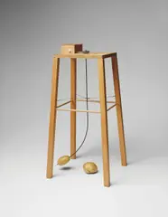 Sigmar Polke, Apparat, mit dem eine Kartoffel eine andere Kartoffel umkreisen kann (Apparatus Whereby One Potato Can Orbit Another), 1969, Wood, battery-driven electric motor, rubber band (plus two spare), wire, and two (exchangeable) potatoes,