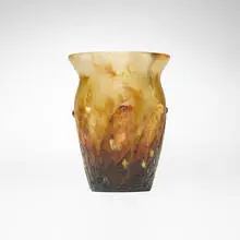 Joseph Gabriel Rousseau, Feuilles mouchetées vase, c. 1924, pâte de verre