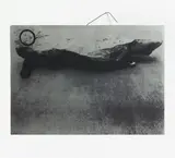Ein-Stein-Zeit by Joseph Beuys, 1984, Serigrafie auf Zink mit angelötetem Draht. In der originalen Holzbox, sold May 2021