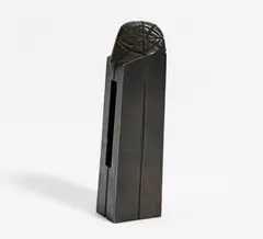 Rainer Kriester, Piccola porta, 1999, Bronze, dunkel patiniert