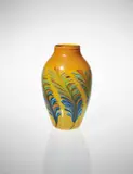 Benvenuto Barovier, Rare 'Piumato' vase, circa 1913, Incamiciato coloured glass