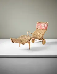 Bruno Mathsson, Rare 'Pernilla' chaise longue, circa 1944, Beech laminated plywood, birch, canvas, fabric, leather