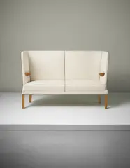 Box-shaped sofa by Frits Henningsen, 1940s, Oak, fabric, leather, offered Oct 2015