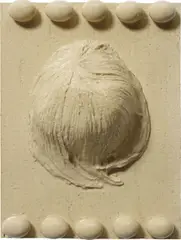 Mai-Thu Perret, No front, no back, 2008, glazed ceramic