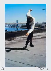 Robert Longo, Eric, 1980/2009, C-Print und Publikation, lose eingelegt in Umschlag in Schuber