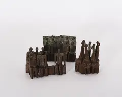 Manfred Kieselbach, Konvolut von 3 Skulpturen, a) Bronzerelief, grünlich patiniert