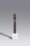 A. R. Penck, Weibliches Idol, Ca. 1989, Bronze, braun patiniert