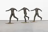 Magdalena Abakanowicz, Tanzende, 2008, Bronze, schwarz-braun patiniert