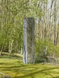 Ulrich Rückriem, Ohne Titel, 1989, Aalfanger Granit, gespalten