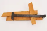 Robert Schad, Wandstück 1, 1986, Holz und Eisen