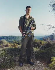 Rineke Dijkstra, Amit, Golani Brigade, Elyacim, Israel, May 26, 1999 (C), 1999-2001, colour coupler print