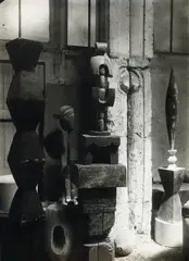 Constantin Brancusi, View of the Studio: Portrait of Madame L.R., circa 1920, Gelatin silver print