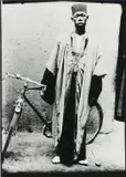 Seydou Keïta, Untitled (Man with Bicycle)