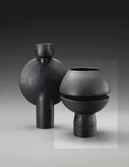 Hans Coper, ‘Digswell Form’, circa 1963, Stoneware, black manganese glaze