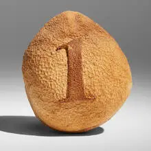 Rivane Neuenschwander, As Metades, 2000, carved orange peel