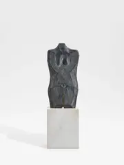 Raoul Ubac, Torse Féminin, 1962, Schiefer, geritzt