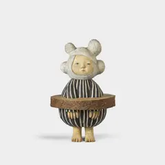 Moe Nakamura, Circle of Restriction, 2016, oil paint and wood