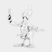 Fidia Falaschetti, Donald Fuck (Silver), 2017, aluminum over resin