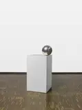 Jeppe Hein, Ball on Pedestal