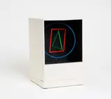 Hugo Rodolfo Demarco, Volume virtuel panaché avec triangle, 1970, Metallstäbe, farbig gefasst an rotierender Achse in Metallgehäuse, elektrifiziert