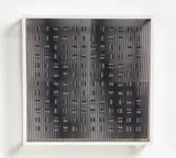 Ludwig Wilding, "Objekt mit Scheinbewegung SBST 553", 1986, Serigrafie auf Karton und Plexiglas in weißem Holzkasten