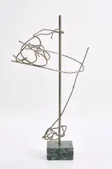 Brigitte und Martin Matschinsky-Denninghoff, Koordination 8, 1985, Messing (verzinnt) auf Marmorsockel