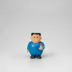 Joan Cornellà, K–LOVE, painted bronze