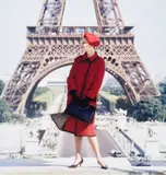 Norman Parkinson, The Look Your Clothes Depend On, Queen