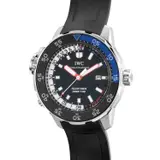 Iwc, A fine stainless steel diver’s wristwatch with center seconds, date, gas escape valve, depth gauge, guarantee and presentation box, Circa 2011