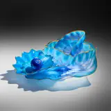 Larkspur Seaform Set with Gold Lip Wraps by Dale Chihuly, 1989, hand-blown glass, sold Sep 2025