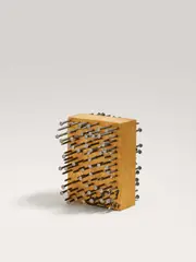 Kleines Objekt by Günther Uecker, 2001, Nägel, beidseitig in einen Holzklotz geschlagen, sold Dec 2021