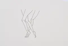 Anna Gaskell, Ohne Titel (Strumpfbeine 2), 2001, Tusche auf Buchseite