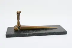 Kleine Odaliske by Paul Wunderlich, 1996, Bronze, goldbraun patiniert. Auf Diabassockel, sold Mar 2022