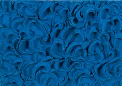 Leni Hoffmann, Ohne Titel, 1994, Blaues Knet-Relief, auf weiß grundierter Holzplatte, in Objektkasten