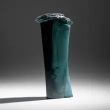 Head I by Stanislav Libenský and Jaroslava Brychtová, cast glass, sold Sep 2025