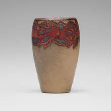 Experimental vase by Marblehead Pottery, c. 1915, glazed earthenware, sold Sep 2025
