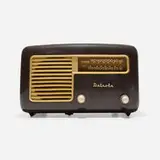 Alexander Girard, Radio, model 571