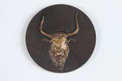 Jacques Birr, Animals in the Art of Crete, Florentine bronze relief medallion