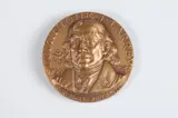 Abram Belskie, Dominique J