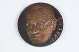 Therese Dufresne, Bertolt Brecht, Bronze relief medallion