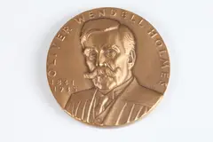 Joseph Kiselewski, Oliver Wendell Holmes, Bronze relief medallion