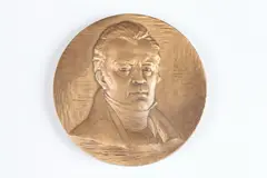Eleanor Platt, James Kent, Bronze relief medallion