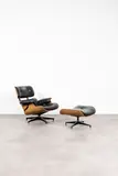 Charles Eames and Ray Eames, Fauteuil et son repose-pieds