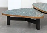 Aliette Vliers, Table basse, Pastilles de céramique, cerclage en bronze et piétement tripode en acier laqué noir