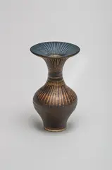 Lucie Rie, Vase miniature, vers 1983