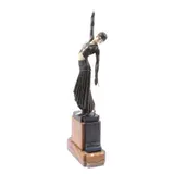Dansatoare art-deco by sfârșitul sec. Xix Școală Franceză, bronz, os și marmură, sold May 2022