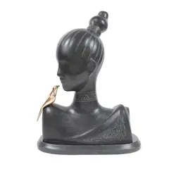 Lucian Smău, Primăvară (Dialog), 2022, granit și bronz