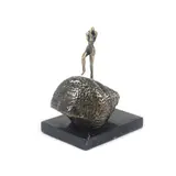 Nud (Omagiu lui Duchamp) by Salvador Dalí, bronz, offered Sep 2021