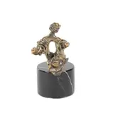 Madonna din Portul Lligat by Salvador Dalí, bronz, sold Jul 2021